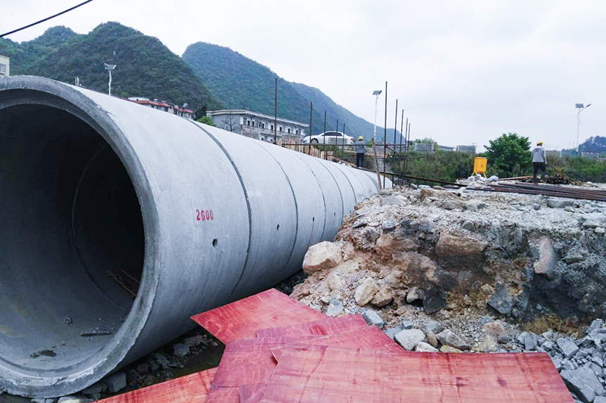 建工(gōng)集團清華路(lù)2600特制(zhì)管