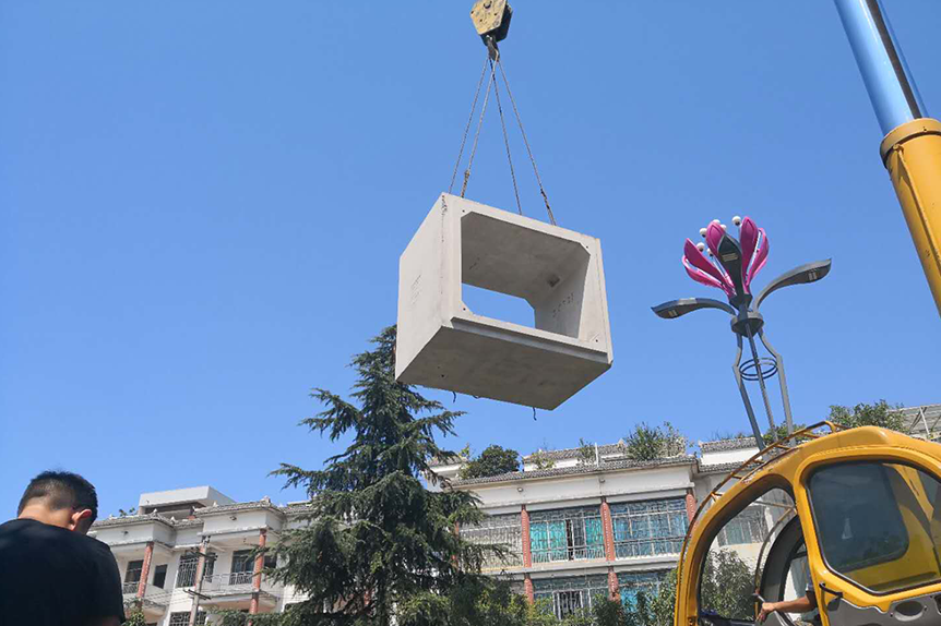 惠水(shuǐ)城(chéng)投-漣江沿河(hé)截污工(gōng)程--箱涵