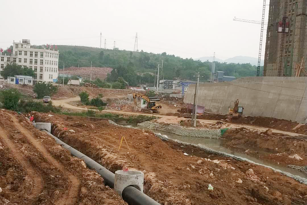 龍洞堡機(jī)場(chǎng)工(gōng)程（檢查井）